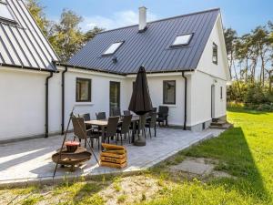 Holiday Home Wolter - 1-7km from the sea by Interhome