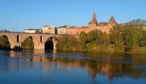Calme et confort centre ville avec parking privé