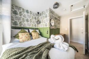 KILEX House contractor-friendly base in Bedlinog village