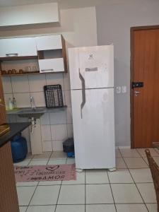 Apartamento Encantado com giardino px ao Shopping e Parque Aquático