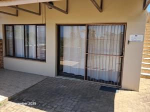 Surf and Sand - Albatross