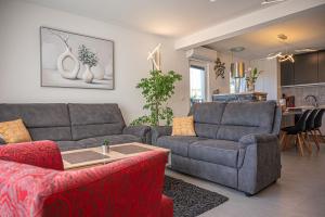 Stylish Duplex with Private Jacuzzi