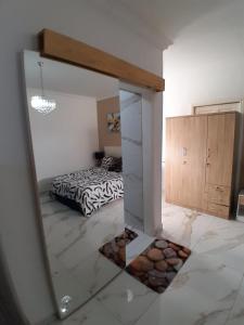 Livingsound 1bed self cat apartment