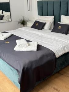 Trei Mândre by Cabana CeiTrei