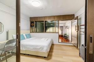 Cozy 5-story house, 2 mins walk BTS, BKK