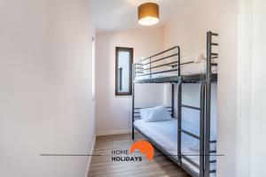 #164 Saradel 42 by Home Holidays