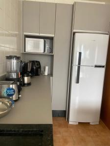 Apto 02 dormitorios - Otima Localização !