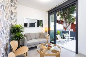 Sunnyland Teresitas Beach House 2