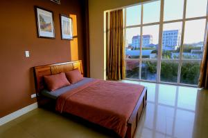 Hòa An Hotel- motorbike rental