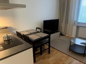 Renovated and modern apartment in Alppila