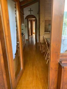 Cortina central apartment overlooking Tofane Faloria