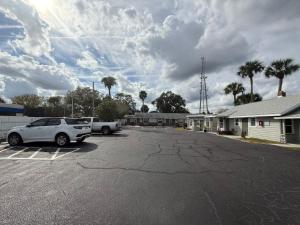 Rollies Motel Daytona Beach by Hotel O