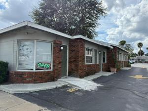 Rollies Motel Daytona Beach by Hotel O