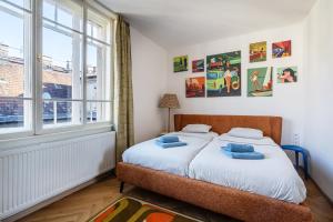 Artsy Loft Downtown 1