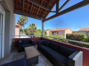 Évasion Chic - Duplex 70 m2 climatisé avec terrasse et parking