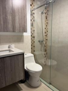 Cerca Quicentro y Parque la Carolina