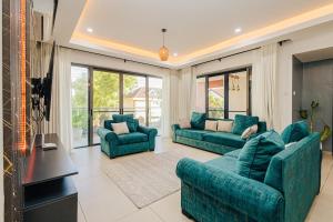 Rooftop pool hot showr 5mn walk2 Severin &Gokart