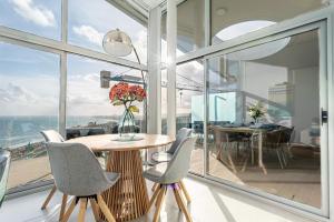 Penthouse Alba, Med One- Higueron, Fuengirola