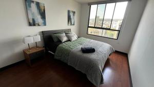 Comfortable apartment for 3 to 6 near Carolina and Quicentro