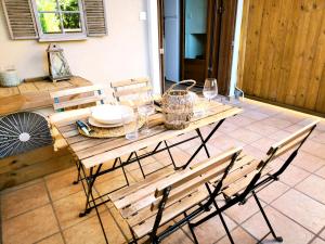 La Bicoque - Les pieds dans le sable - Vue sur les Iles dor