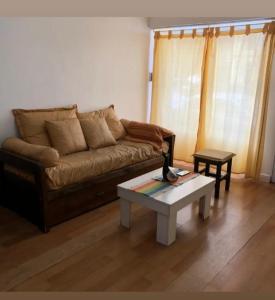 apartamento Alvarado y 20
