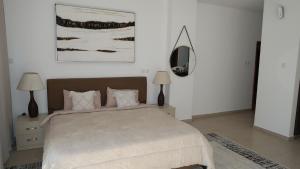 two bedroom Shanzu with rooftop poolminutes walk to beach