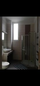 Dowmtown Apt near US embassy Quiet neighborhood