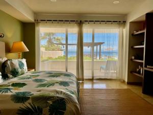 Spacious Ground Floor Condo Punta Vista Beach