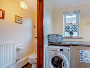 3 bed in Fishguard 37270