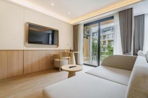 Wyndham 2229 Naiton Beach Studio Forrest View