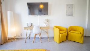 Marina Apartments 23 22