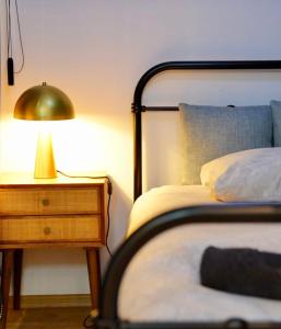 Modern Duplex - 5 rooms - Paris City Center