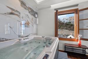 Pnoe Luxe Apartment & Spa, Naxos Town