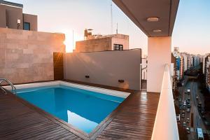 Excelente edificio en Palermo con piscina climatizada y cocheras