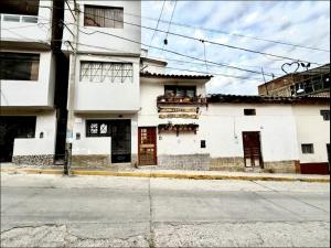 Casa Posada Doña Miriam Caraz Perú