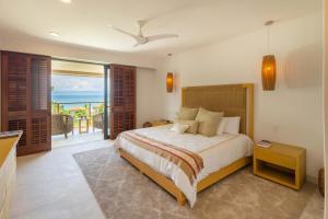 Encanto Oceanview 4BR Private Pool cooking service