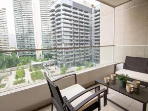 HOM I Cerca de Parque Arauco WiFi AC y Parking