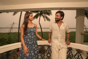 The Lawrences Aqua Stay