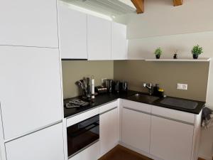 Mountain Glow Apartment