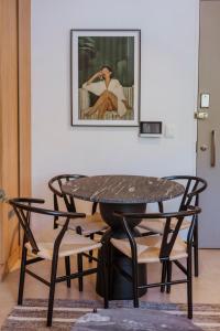 Elegant Green Point Apartment - The Blom Collection