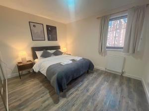 Free parking urban 2BR apartment