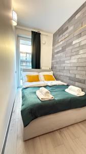 ManuPlace Grey By DreamAp