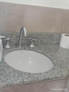 Cuesta Blanca dos dormitorios cochera