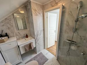 Family & Worker Accommodations in Uddevalla