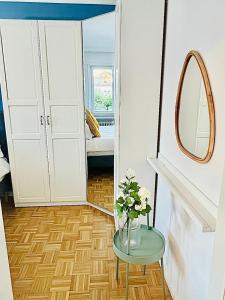 Charming City 1BR with outdoor space