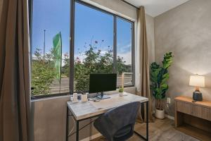 Ascent 1008 Cozy 2BR I 2BA - Pool - Gym - Free Parking