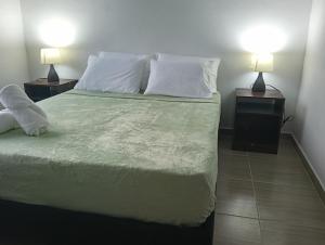 Casa campestre con piscina privada cerca de Villeta