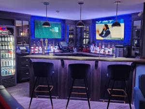 Newfound Inn and Suites