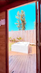 Mini Chalé Suiço com Jacuzzi