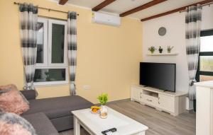 Amazing Home In Primosten